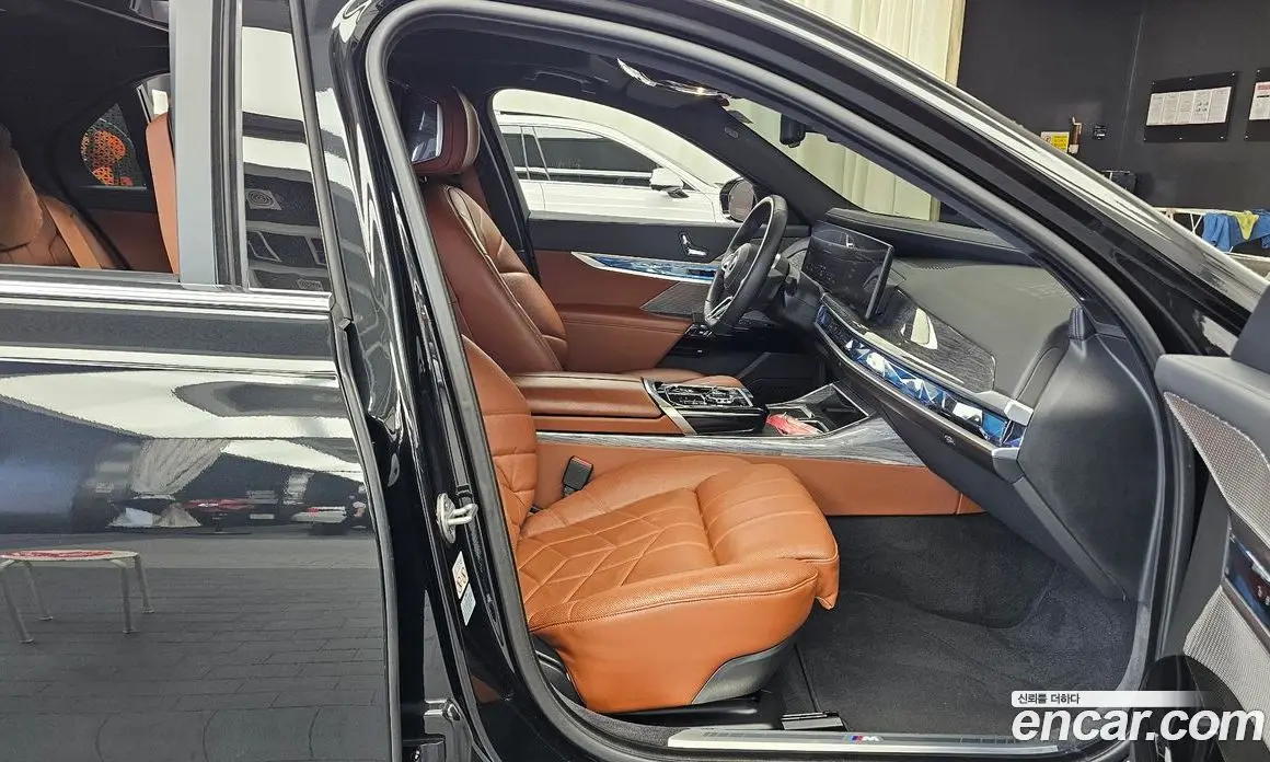 BMW i7 2023 0.3 АКПП, фото 16