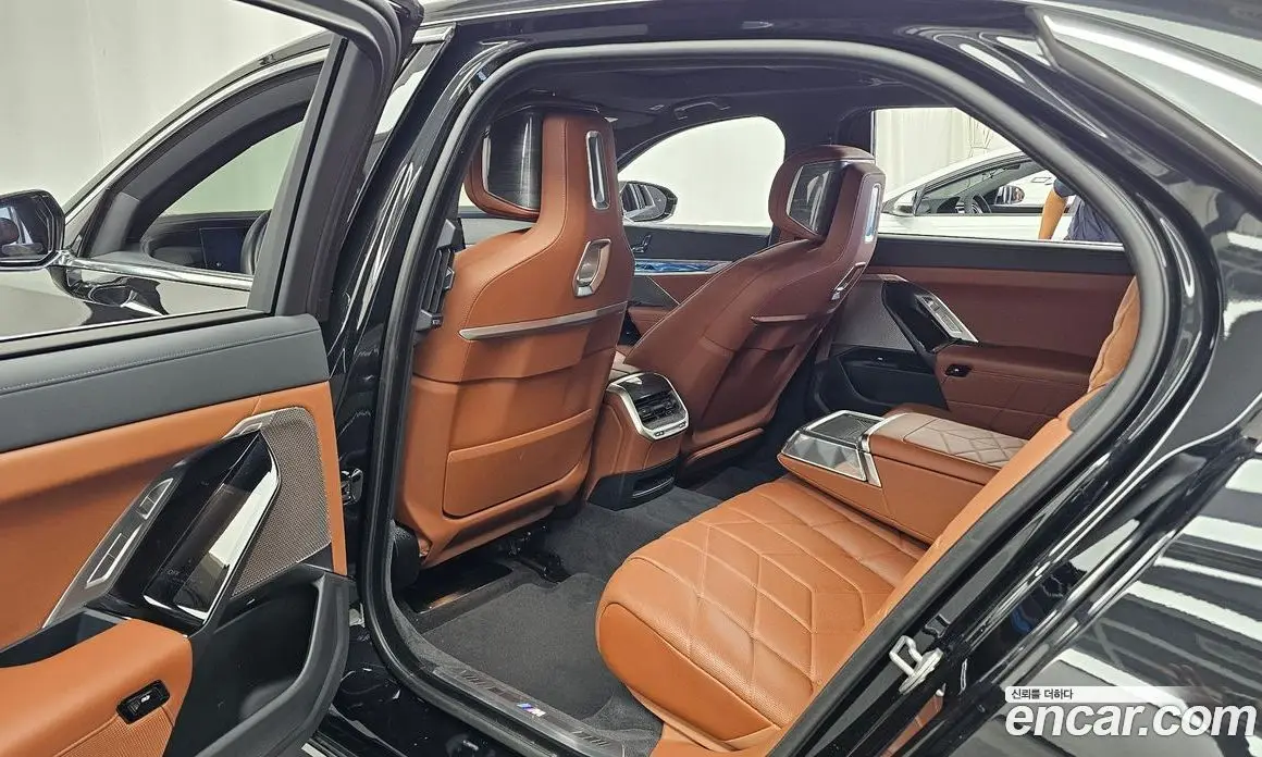BMW i7 2023 0.3 АКПП, фото 18