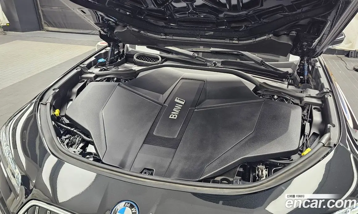BMW i7 2023 0.3 АКПП, фото 6