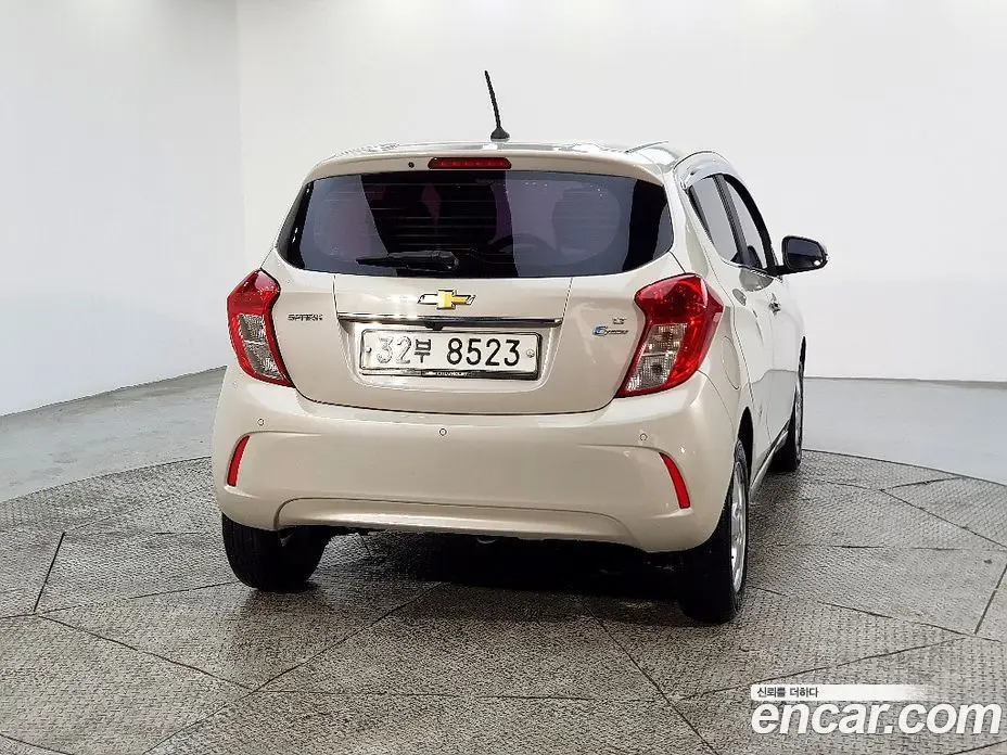 Chevrolet Spark 2015 1.0 АКПП, фото 3