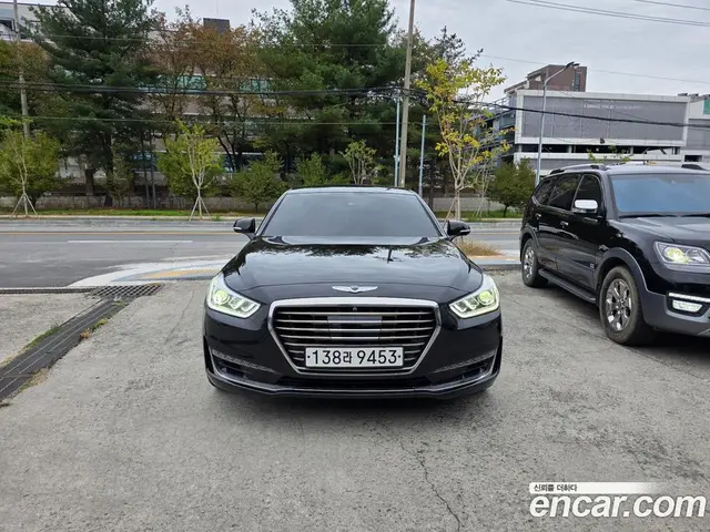 Genesis EQ900, 2016, 116 000 км