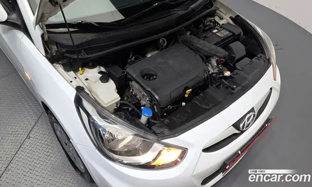 Hyundai Accent 2013 1.6 АКПП, миниатюра 6