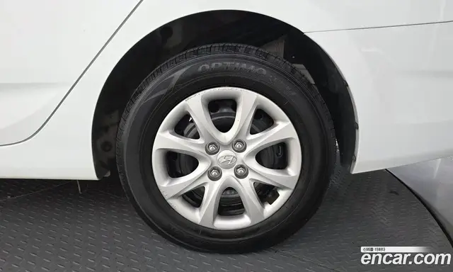 Hyundai Accent 2013 1.6 АКПП, миниатюра 7