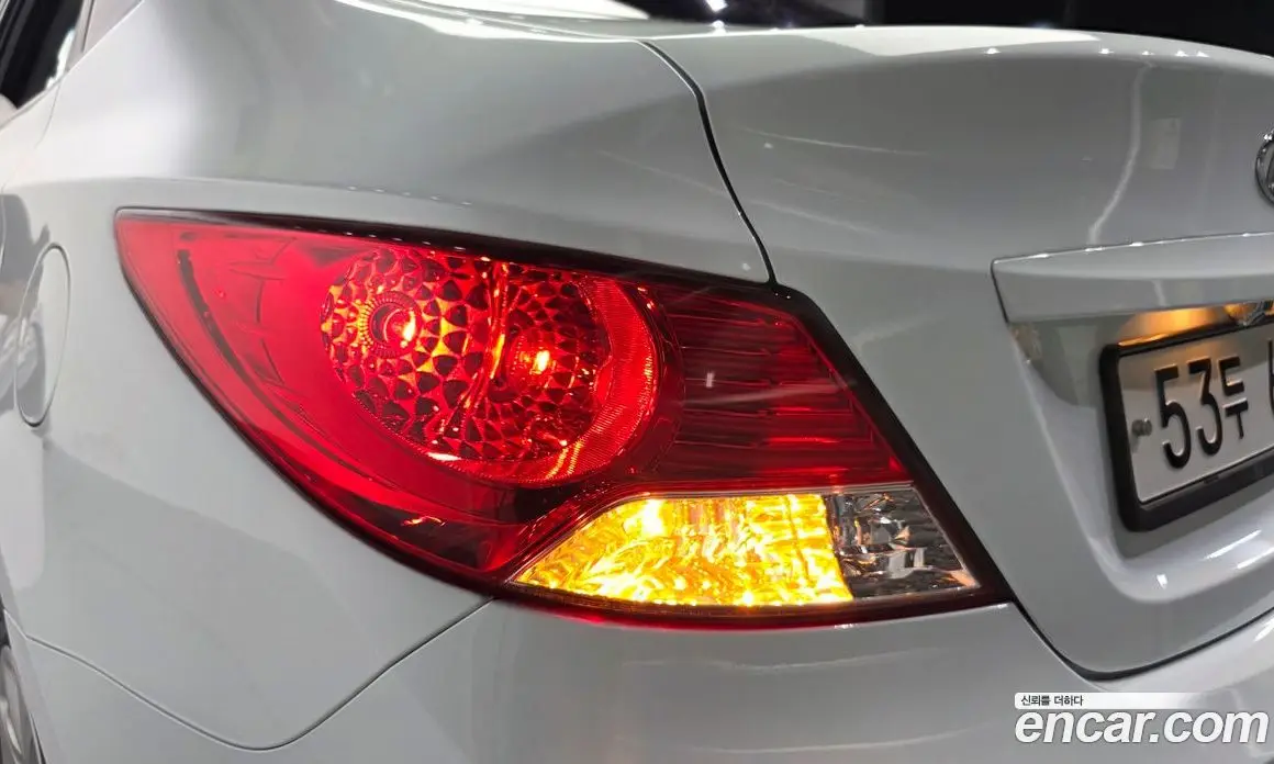 Hyundai Accent 2013 1.6 АКПП, фото 9
