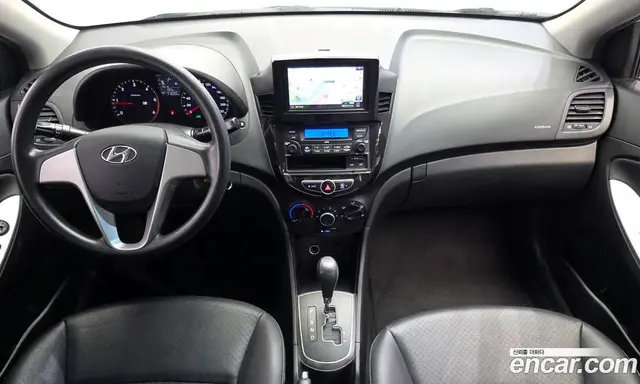 Hyundai Accent 2013 1.6 АКПП, миниатюра 10