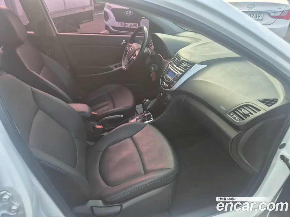 Hyundai Accent 2013 1.4 АКПП, фото 13