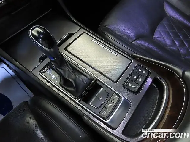 Hyundai Aslan 2015 3.3 АКПП, миниатюра 12