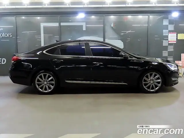 Hyundai Aslan 2015 3.3 АКПП, миниатюра 3