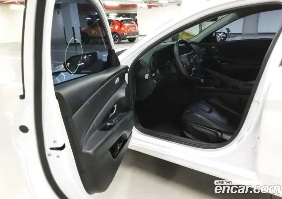 Hyundai Avante 2023 1.6 АКПП, фото 4