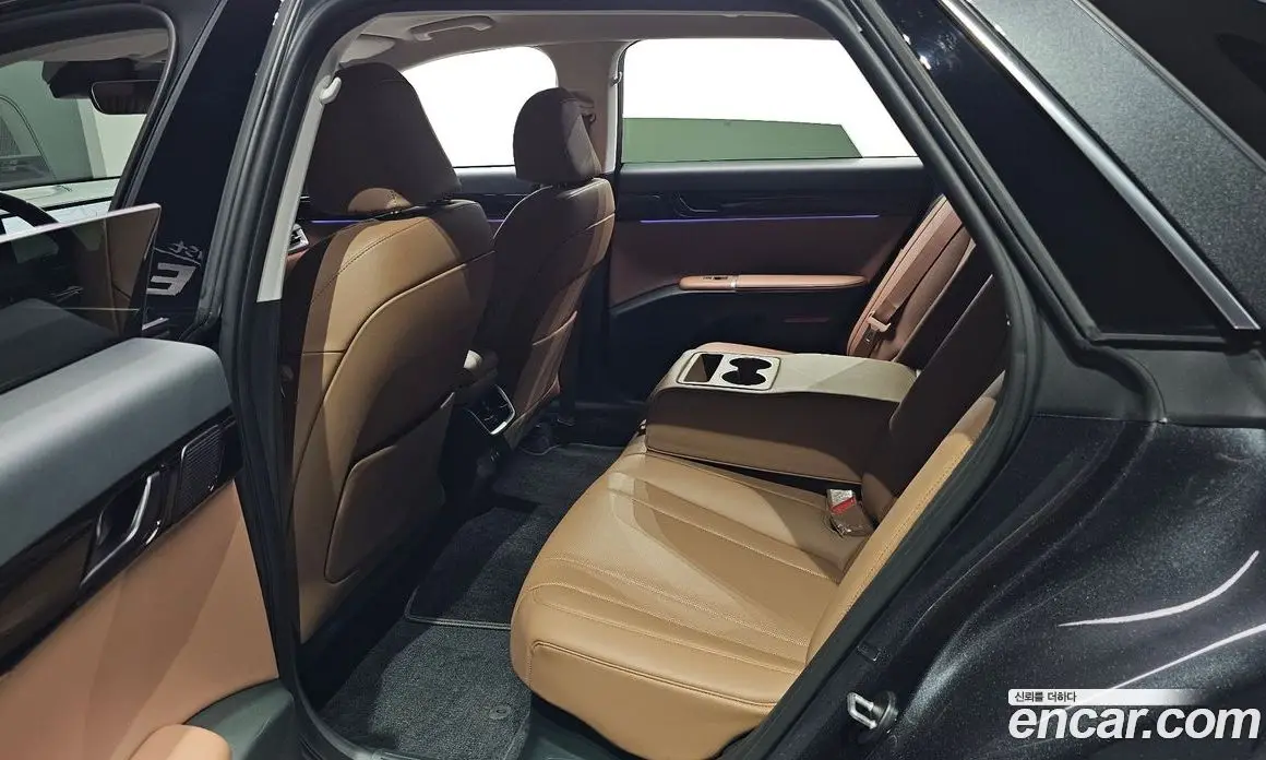 Hyundai Grandeur 2024 1.6 АКПП, фото 11