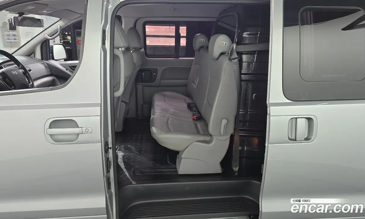 Hyundai Starex 2016 2.5 АКПП, фото 11