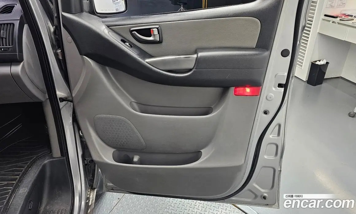 Hyundai Starex 2016 2.5 АКПП, фото 14