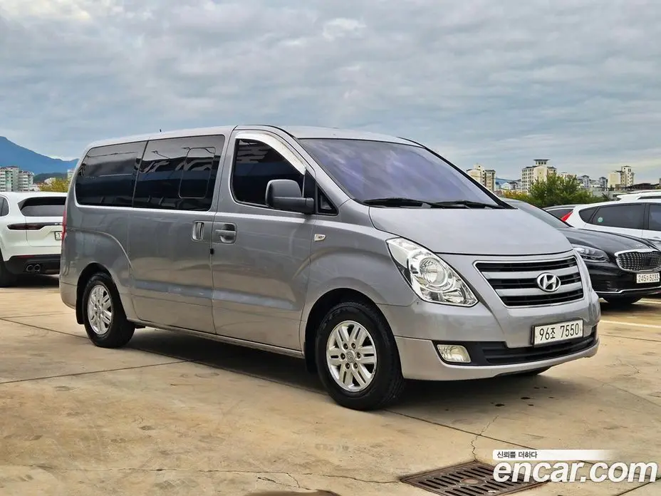 Hyundai Starex 2016 2.5 АКПП, фото 3