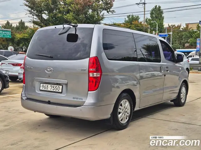 Hyundai Starex 2016 2.5 АКПП, миниатюра 6