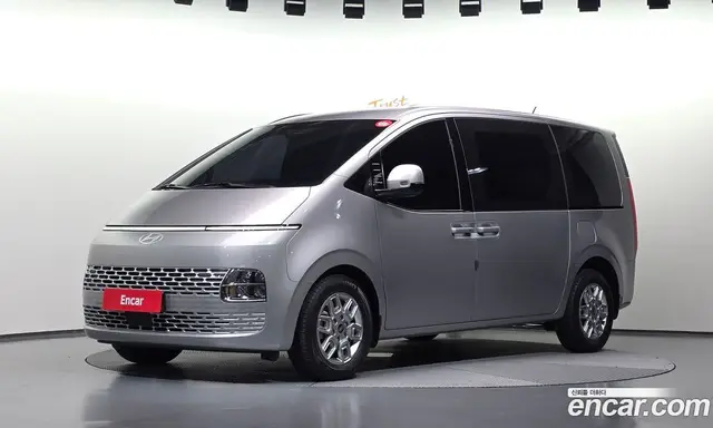 Hyundai Staria, 2024, 31 838 км