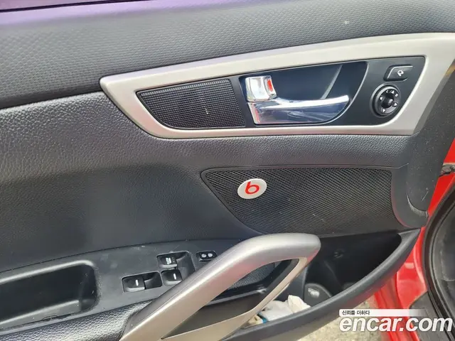 Hyundai Veloster 2014 1.6 АКПП, миниатюра 10