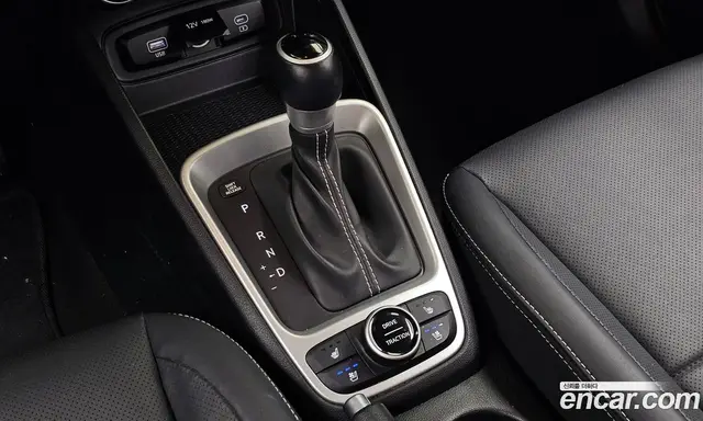 Hyundai Venue 2023 1.6 АКПП, миниатюра 9