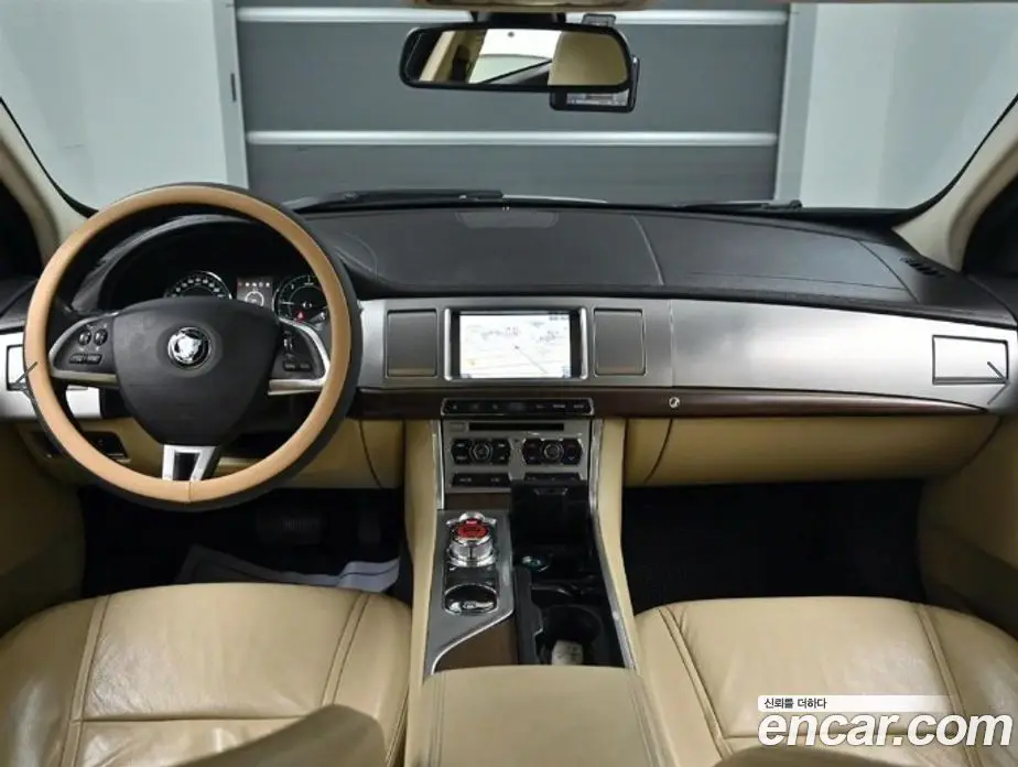 Jaguar XF 2015 2.2 АКПП, фото 7