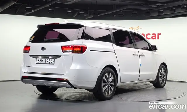 Kia Carnival 2014 2.2 АКПП, миниатюра 2
