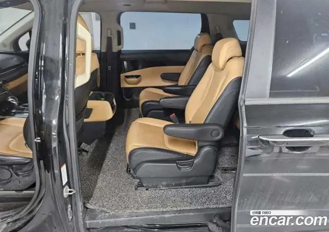 Kia Carnival 2022 2.2 АКПП, миниатюра 8 Kia Carnival 2022 2.2 АКПП, миниатюра 8