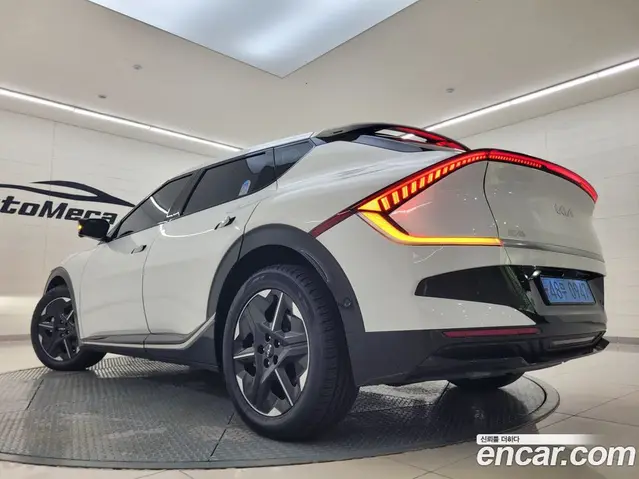 Kia EV6 2024 0.1 АКПП, миниатюра 2 Kia EV6 2024 0.1 АКПП, миниатюра 2