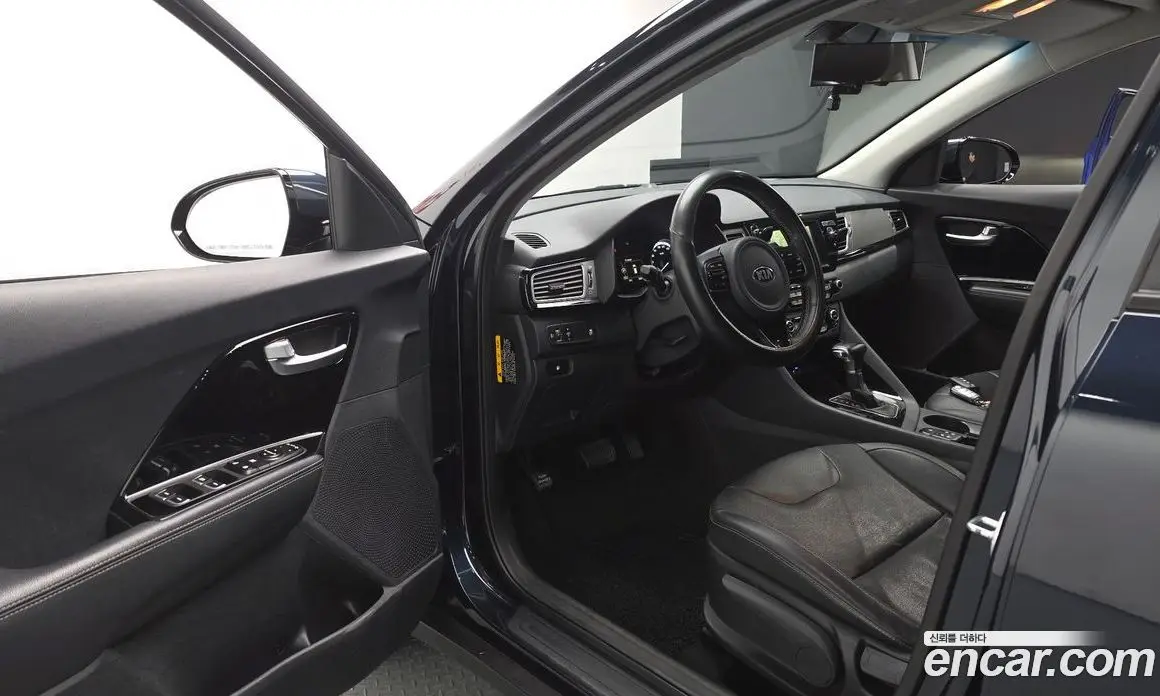 Kia Niro 2016 1.6 АКПП, фото 13