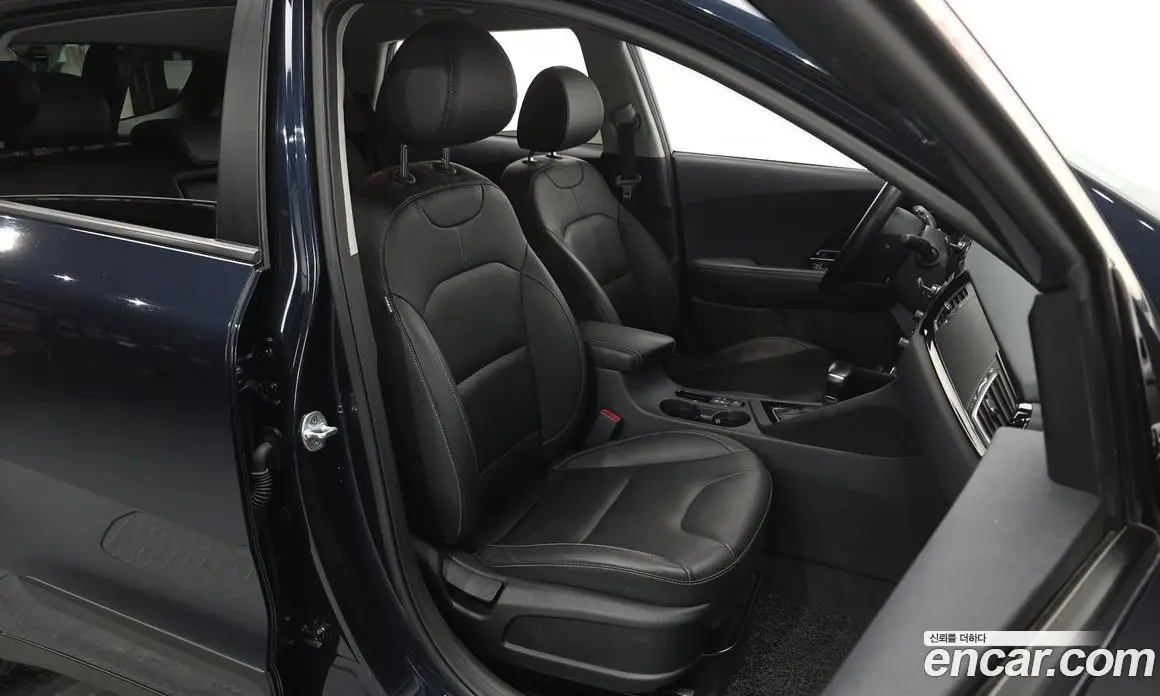 Kia Niro 2016 1.6 АКПП, фото 16