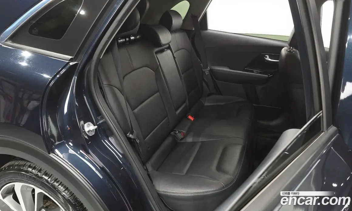 Kia Niro 2016 1.6 АКПП, фото 18
