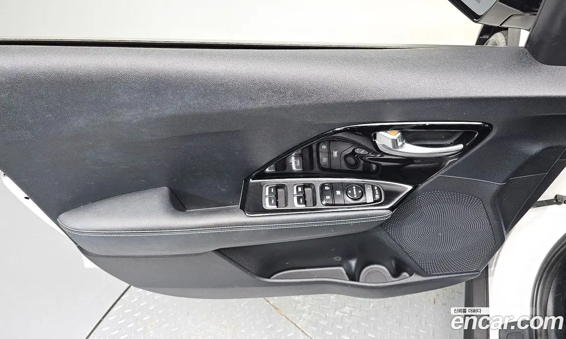 Kia Niro 2021 0.2 АКПП, фото 15