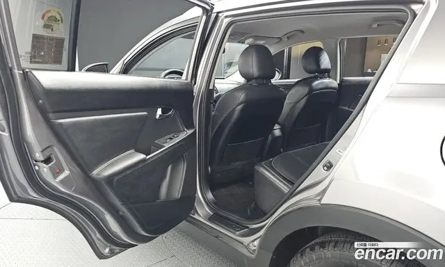 Kia Sportage 2010 2.0 АКПП, миниатюра 12