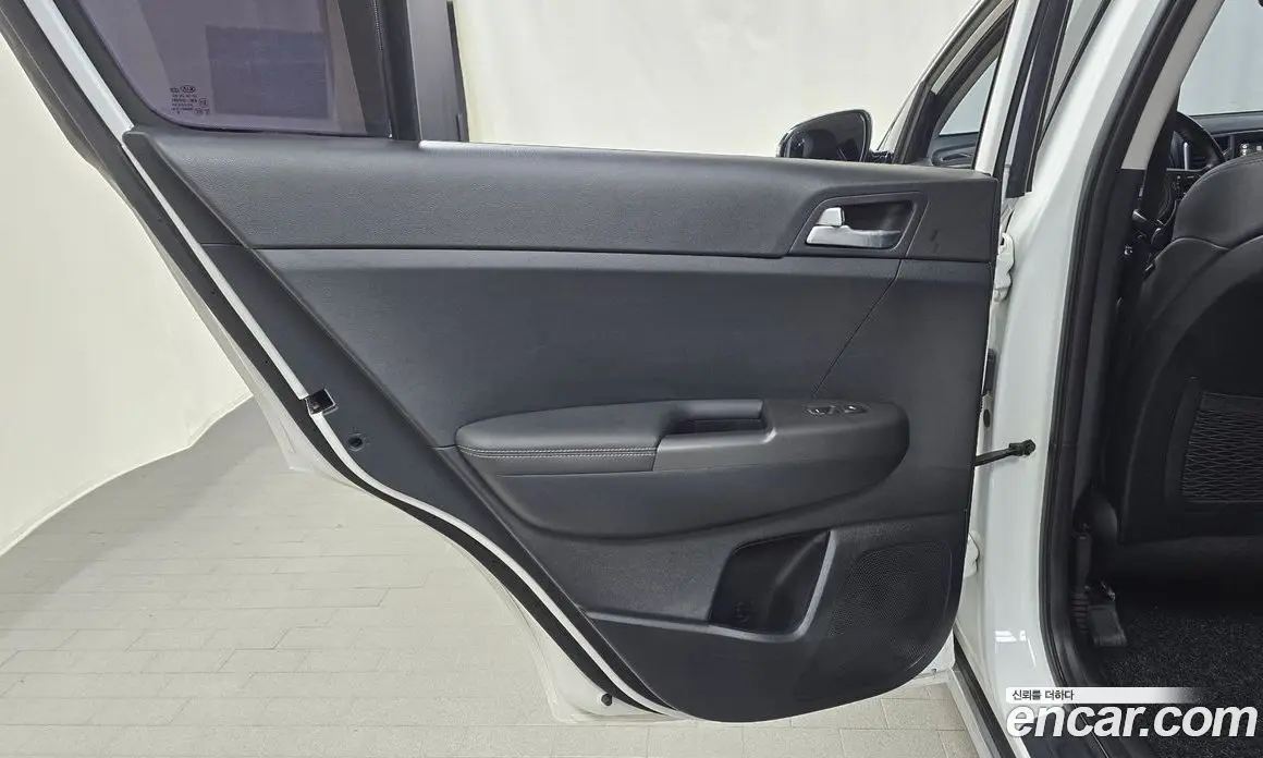 Kia Sportage 2018 1.7 АКПП, фото 15 Kia Sportage 2018 1.7 АКПП, фото 15