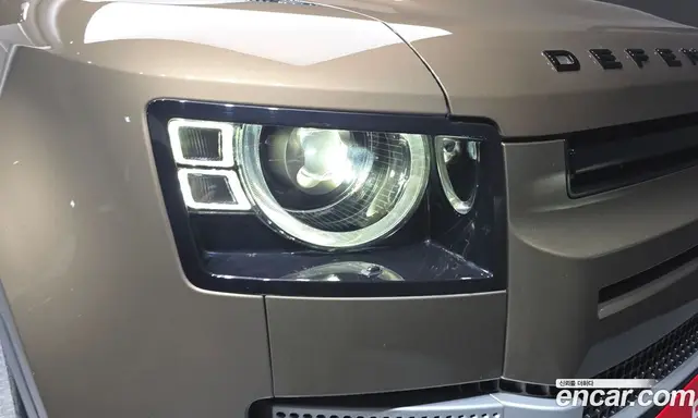 Land Rover Defender 2023 3.0 АКПП, миниатюра 8