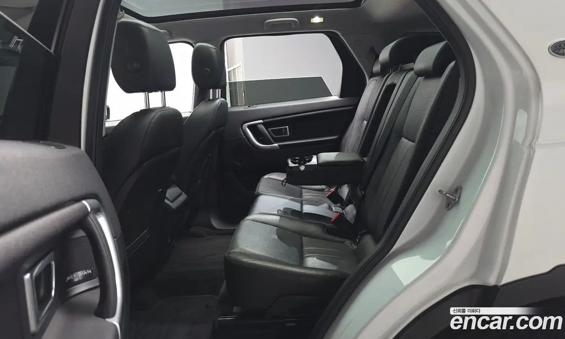Land Rover Discovery Sport 2017 2.0 АКПП, фото 18