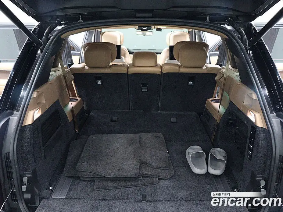Land Rover Range Rover 2024 4.4 АКПП, фото 5