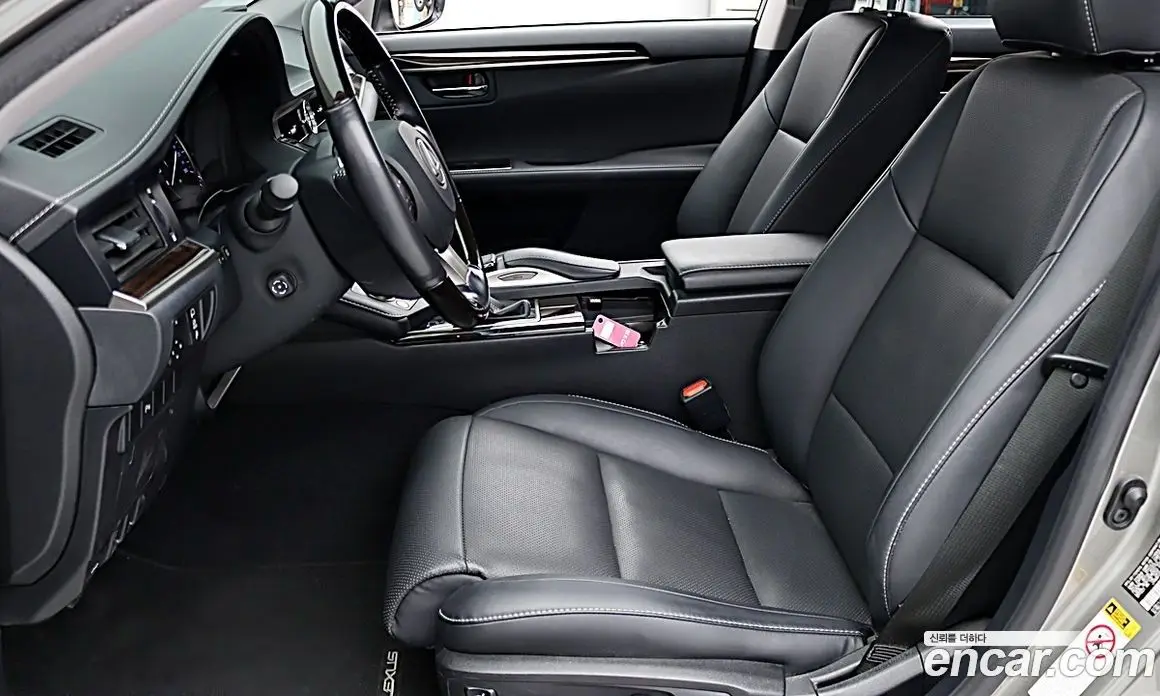 Lexus ES 2016 2.5 вариатор, фото 10 Lexus ES 2016 2.5 вариатор, фото 10