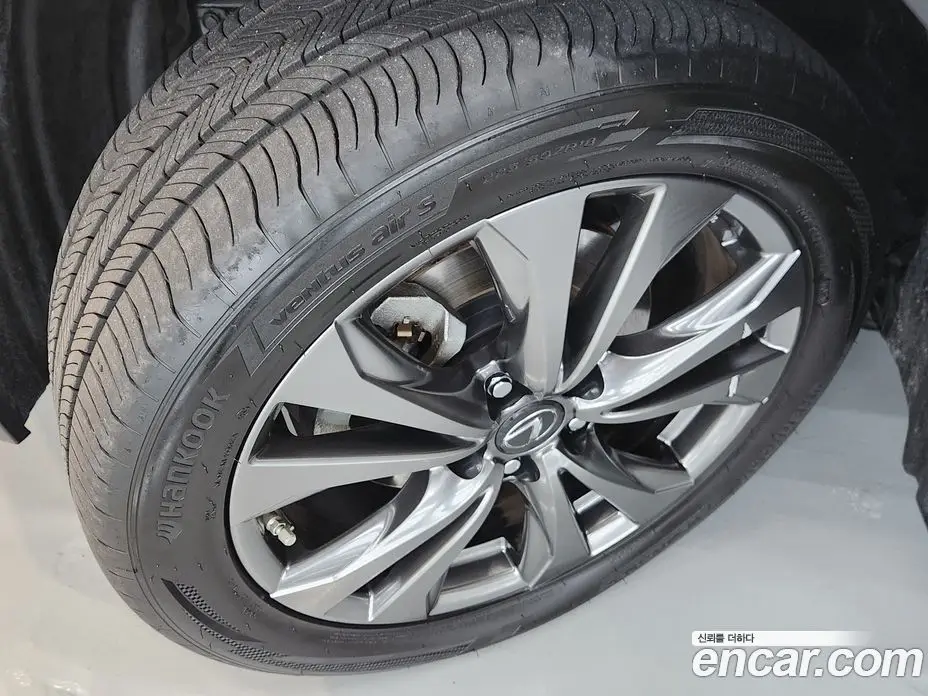 Lexus UX 2021 2.0 вариатор, фото 7 Lexus UX 2021 2.0 вариатор, фото 7