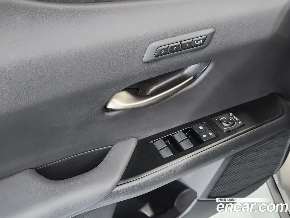 Lexus UX 2021 2.0 вариатор, фото 8 Lexus UX 2021 2.0 вариатор, фото 8