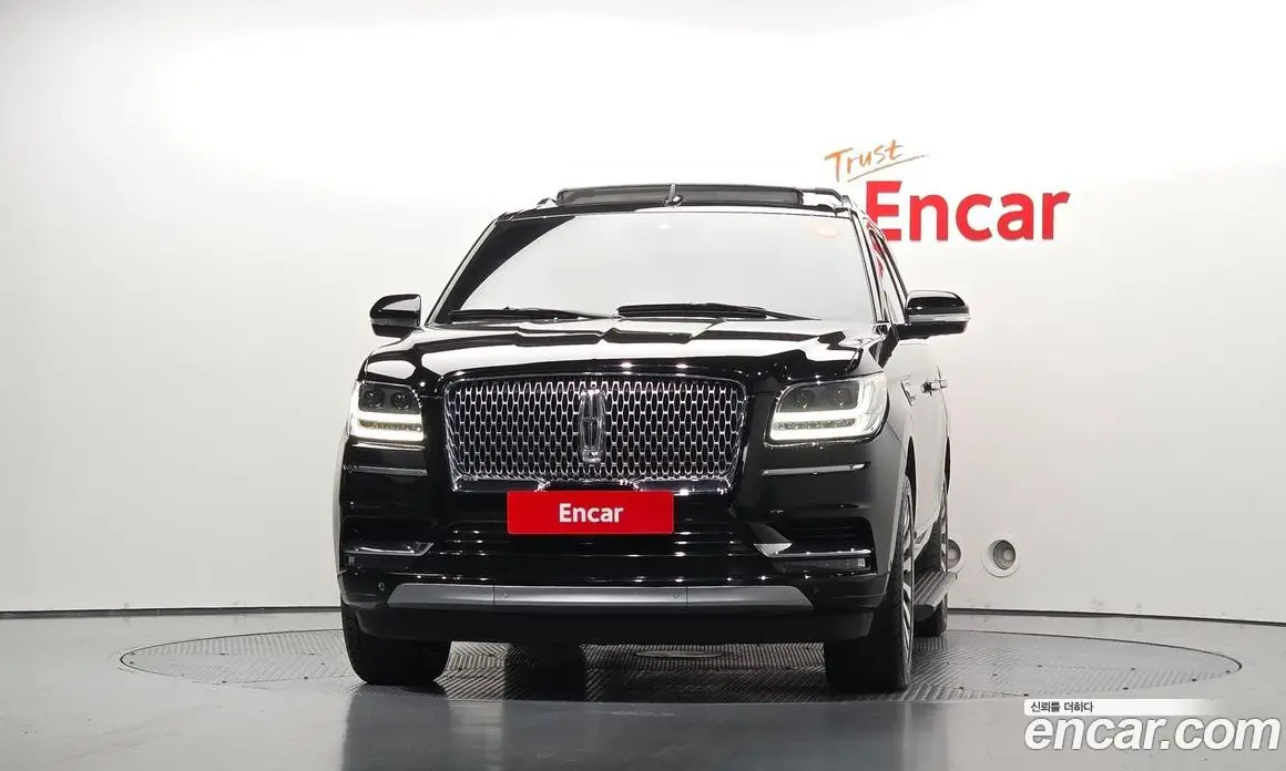 Lincoln Navigator 2021 3.5 АКПП, фото 3