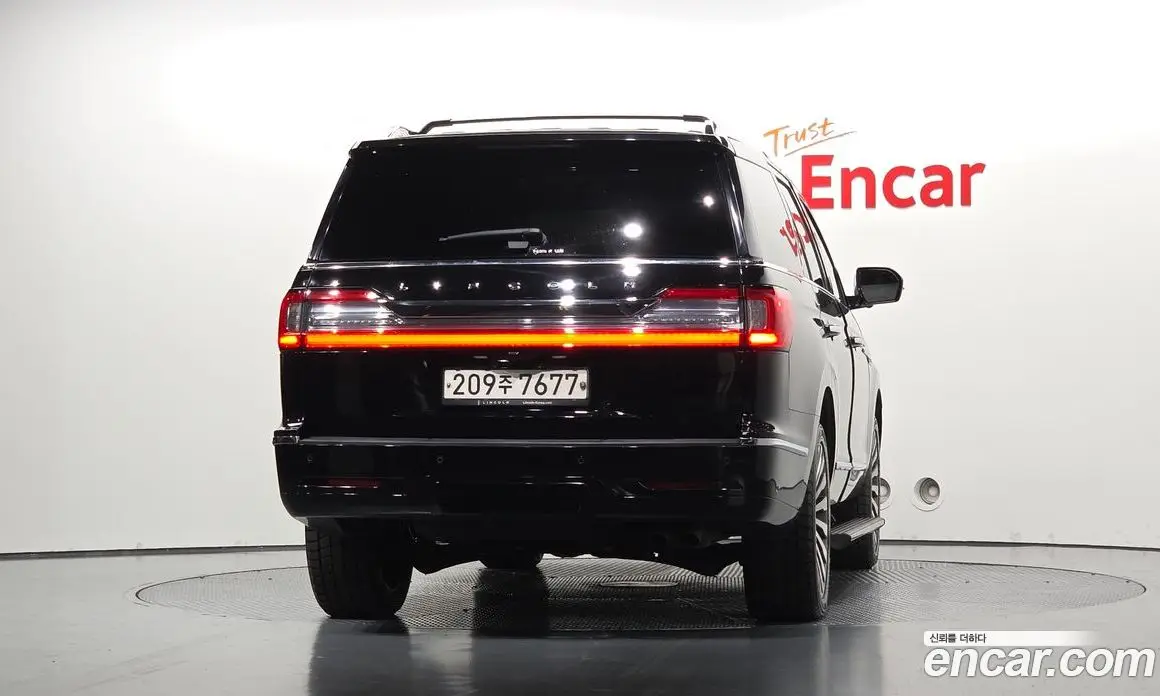 Lincoln Navigator 2021 3.5 АКПП, фото 4
