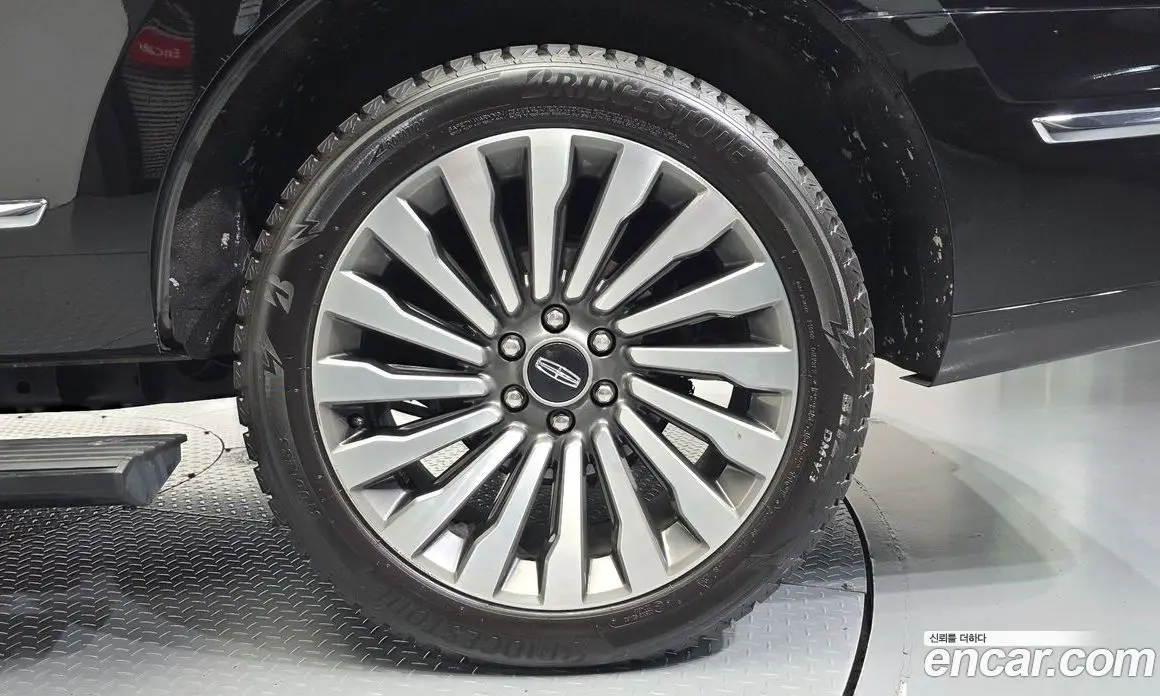 Lincoln Navigator 2021 3.5 АКПП, фото 5