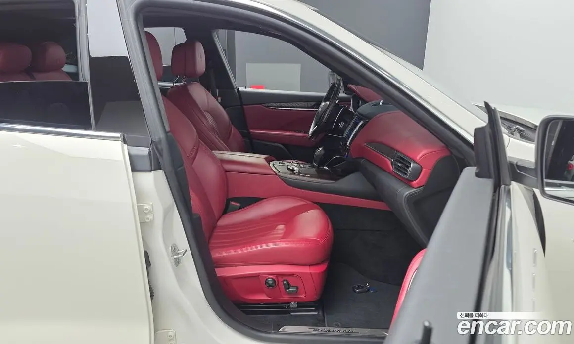 Maserati Levante 2017 3.0 АКПП, фото 11
