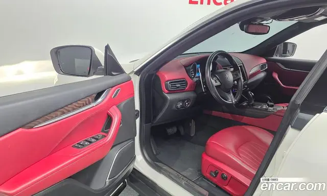 Maserati Levante 2017 3.0 АКПП, миниатюра 10