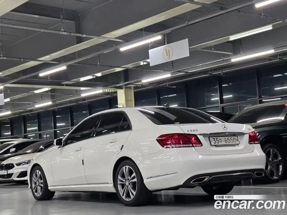 Mercedes-Benz E-Class 2013 2.1, фото 3