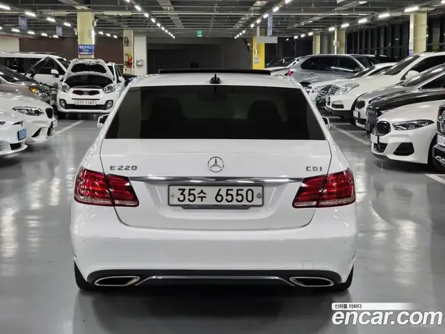 Mercedes-Benz E-Class 2013 2.1, миниатюра 4