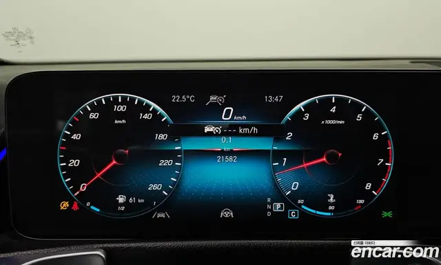 Mercedes-Benz GLB-Class 2022 2.0 АКПП, миниатюра 11