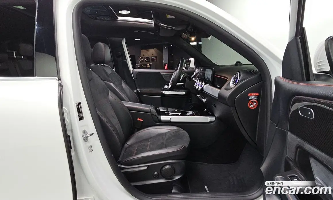 Mercedes-Benz GLB-Class 2022 2.0 АКПП, фото 17
