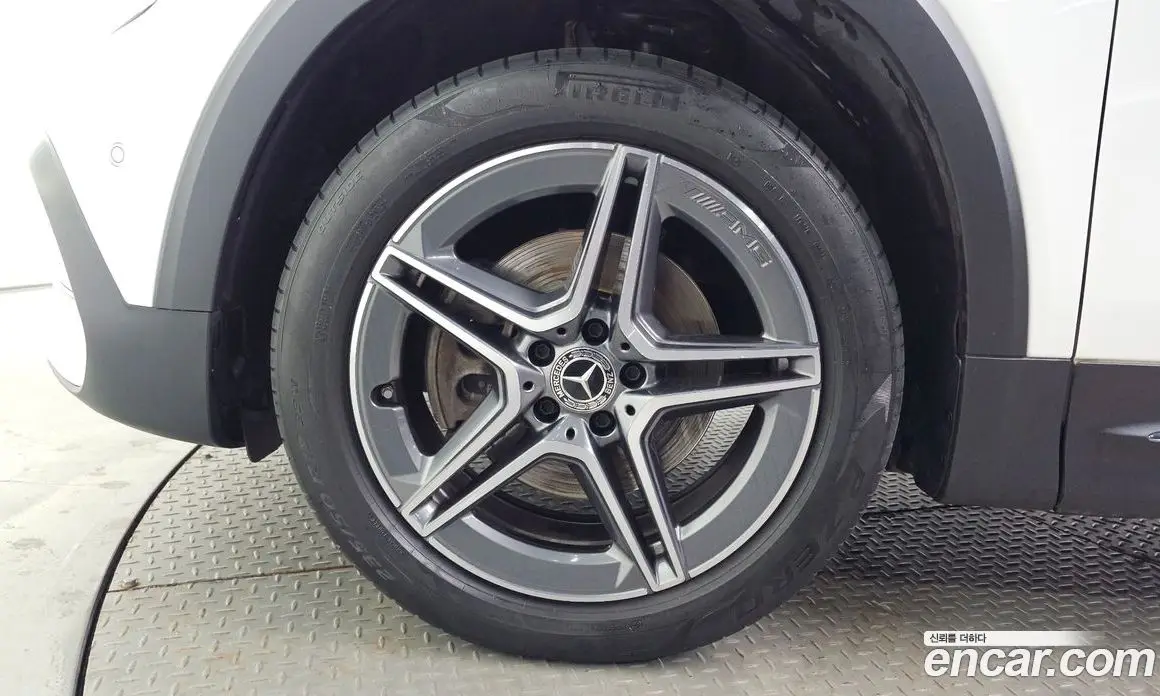 Mercedes-Benz GLB-Class 2022 2.0 АКПП, фото 5