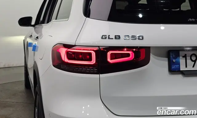 Mercedes-Benz GLB-Class 2022 2.0 АКПП, миниатюра 9