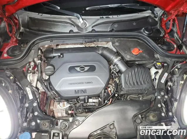 Mini Cooper 2016 1.5 АКПП, миниатюра 6