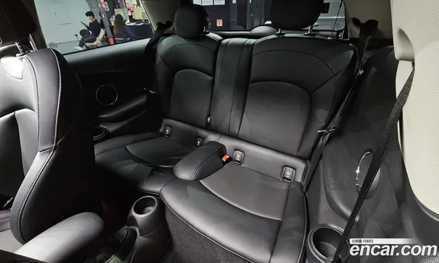 Mini Cooper 2017 2.0 АКПП, миниатюра 11